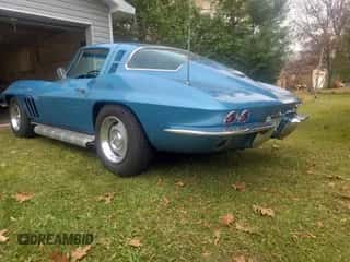 1965 Chevrolet Corvette with VIN 194375S104911, listed as a Copart auction lot 78897144 with 119,943 mi miles and Clean title. Bid and sale history available at DreamBid. Image 3.