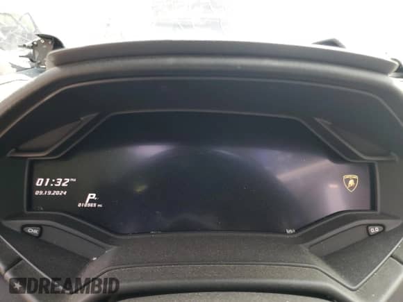 2016 Lamborghini Huracan LP 610-4 with VIN ZHWUR1ZF7GLA05381, listed as a Copart auction lot 71273294 with 10,965 mi miles and Salvage title. Bid and sale history available at DreamBid. Image 9.