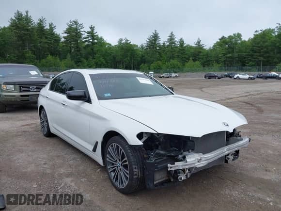 2018 BMW 5 Series 540i xDrive с VIN WBAJE7C54JWD52843, выставлен на аукционе IAAI как лот 42527144 с пробегом 65 358 миль миль и . История ставок и продаж доступна на DreamBid. Изображение 1.