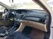 2014 Honda Accord LX z VIN 1HGCR2F34EA282811, wystawiony jako IAAI lot #39199861 z przebiegiem 88 573 mil mil oraz . Historia ofert i sprzedaży dostępna na DreamBid. Obrazek 5.