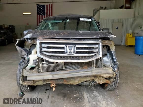 2013 Honda Pilot EX z VIN 5FNYF4H45DB077065, wystawiony jako Copart lot #71815625 z przebiegiem 375 647 mil mil oraz Szkoda całkowita • Salvage title. Historia ofert i sprzedaży dostępna na DreamBid. Obrazek 5.