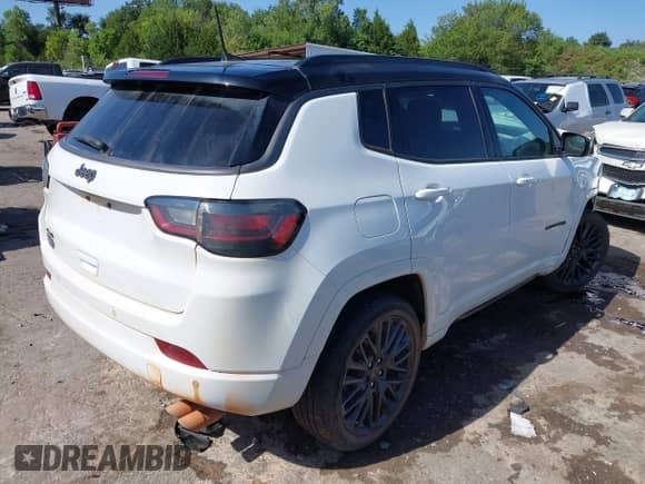 2022 Jeep Compass Limited с VIN 3C4NJDCBXNT111334, выставлен на аукционе IAAI как лот 42864125 с пробегом 68 026 миль миль и . История ставок и продаж доступна на DreamBid. Изображение 4.