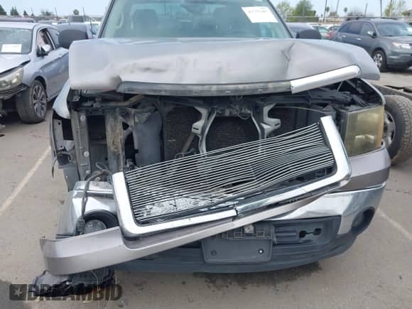 2007 GMC Sierra 1500 SLE1 with VIN 1GTEC19C57Z584076, listed as a IAAI auction lot 41755487 with 243,169 mi miles and . Bid and sale history available at DreamBid. Image 18.