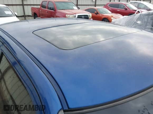 2010 Chrysler 300 Touring Signature with VIN 2C3CA5CVXAH146468, listed as a IAAI auction lot 43276789 with 179,578 mi miles and . Bid and sale history available at DreamBid. Image 12.