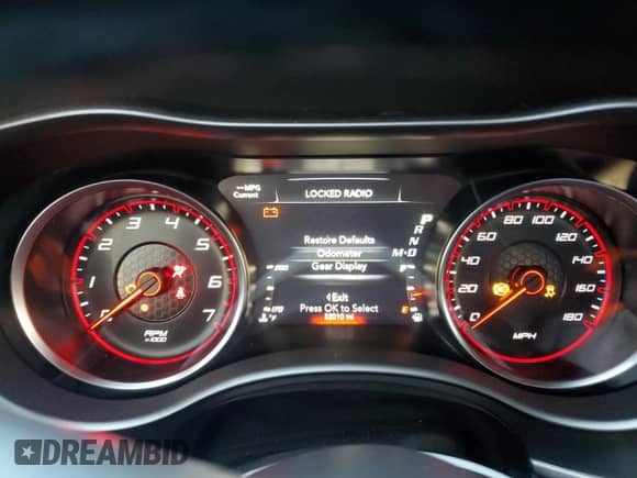 2020 Dodge Charger Scat Pack z VIN 2C3CDXGJ4LH213482, wystawiony jako Copart lot #44143684 z przebiegiem 32 010 mil mil oraz Szkoda całkowita • Salvage title. Historia ofert i sprzedaży dostępna na DreamBid. Obrazek 9.