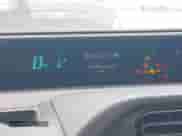 2013 Toyota Prius One z VIN JTDKDTB35D1049040, wystawiony jako IAAI lot #43130782 z przebiegiem 96 170 mil mil oraz . Historia ofert i sprzedaży dostępna na DreamBid. Obrazek 7.