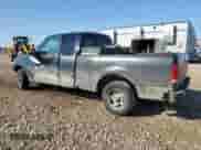 2000 Ford F-150 XL z VIN 1FTZX1729YNA19838, wystawiony jako Copart lot #58537575 z przebiegiem 254 403 mil mil oraz Czysty tytuł • Clean title. Historia ofert i sprzedaży dostępna na DreamBid. Obrazek 2.