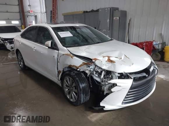 2016 Toyota Camry XLE с VIN 4T1BF1FK1GU601082, выставлен на аукционе IAAI как лот 41593120 с пробегом 229 889 миль миль и . История ставок и продаж доступна на DreamBid. Изображение 1.
