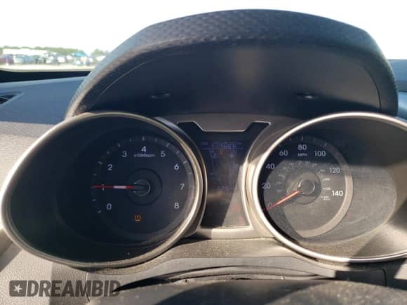 2012 Hyundai Veloster w/Black Int z VIN KMHTC6AD2CU075218, wystawiony jako Copart lot #80051924 z przebiegiem 174 026 mil mil oraz Szkoda całkowita • Salvage title. Historia ofert i sprzedaży dostępna na DreamBid. Obrazek 9.