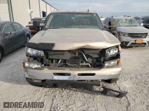 2007 Chevrolet Silverado 1500 LT1 with VIN 2GCEK13Z271116234, listed as a Copart auction lot 81398214 with 286,710 mi miles and Salvage title. Bid and sale history available at DreamBid. Image 5.