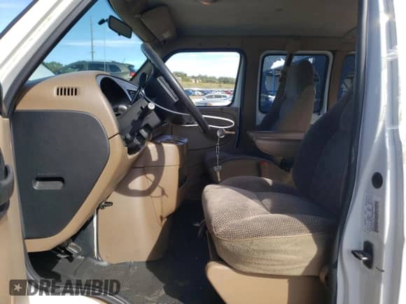 1999 Dodge Passenger with VIN 2B5WB35Z6XK564458, listed as a Copart auction lot 72149504 with 91,555 mi miles and Salvage title. Bid and sale history available at DreamBid. Image 7.