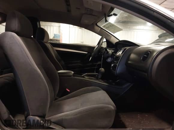 2004 Dodge Stratus SE with VIN 4B3AG42G64E133081, listed as a IAAI auction lot 42521659 with 158,600 mi miles and . Bid and sale history available at DreamBid. Image 5.