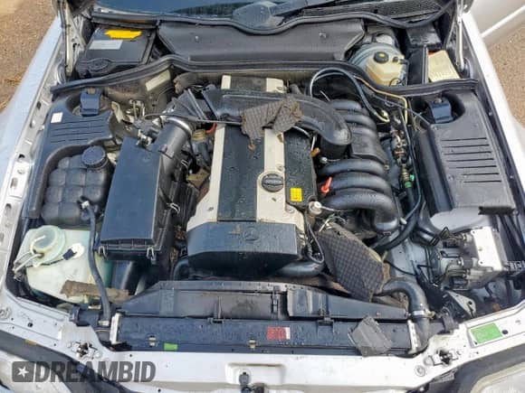 1997 Mercedes-Benz SL 500 с VIN WDBFA63F2VF144081, выставлен на аукционе Copart как лот 59100225 с пробегом 109 238 миль миль и Списание • Salvage title. История ставок и продаж доступна на DreamBid. Изображение 11.