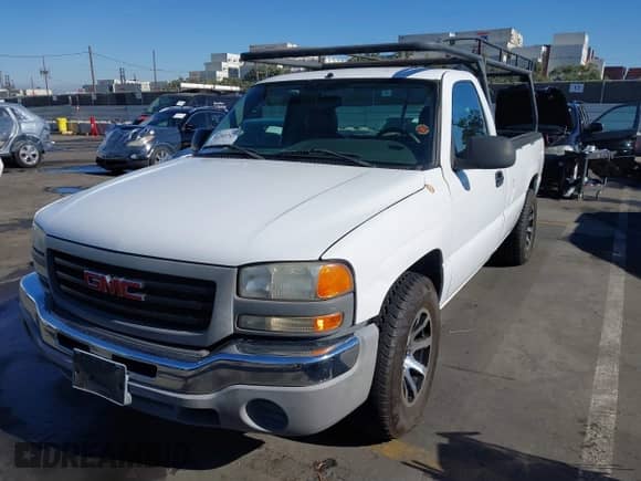 2007 GMC Sierra 1500 SLE with VIN 1GTEC14V17Z195251, listed as a IAAI auction lot 41293743 with 186,642 mi miles and . Bid and sale history available at DreamBid. Image 2.