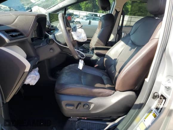 2022 Toyota Sienna Platinum с VIN 5TDERKEC9NS129434, выставлен на аукционе Copart как лот 70479265 с пробегом 72 192 миль миль и Списание • Salvage title. История ставок и продаж доступна на DreamBid. Изображение 7.