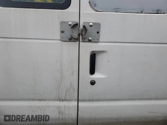 2011 Ford Econoline Cargo Commercial с VIN 1FTSS3ELXBDA21411, выставлен на аукционе Copart как лот 46906325 с пробегом Не указан миль и Списание • Salvage title. История ставок и продаж доступна на DreamBid. Изображение 11.