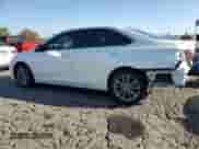 2015 Toyota Camry LE z VIN 4T1BF1FK6FU010809, wystawiony jako Copart lot #89673565 z przebiegiem 95 824 mil mil oraz Szkoda całkowita • Salvage title. Historia ofert i sprzedaży dostępna na DreamBid. Obrazek 2.