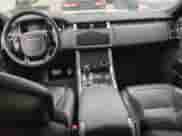 2019 Land Rover Range Rover Sport SVR z VIN SALWZ2SE8KA869648, wystawiony jako Copart lot #89219605 z przebiegiem 77 969 mil mil oraz Szkoda całkowita • Salvage title. Historia ofert i sprzedaży dostępna na DreamBid. Obrazek 8.