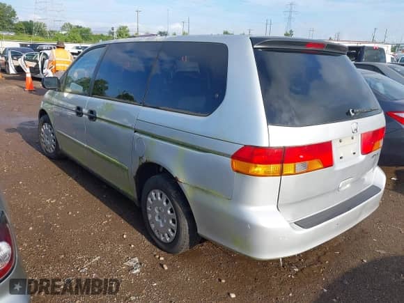 2002 Honda Odyssey LX с VIN 5FNRL18572B050015, выставлен на аукционе IAAI как лот 42968882 с пробегом 190 249 миль миль и . История ставок и продаж доступна на DreamBid. Изображение 3.