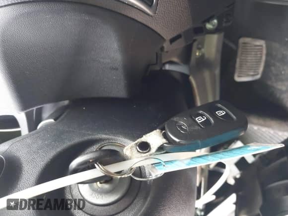 2012 Hyundai Tucson Limited с VIN KM8JUCAC8CU480221, выставлен на аукционе IAAI как лот 43139091 с пробегом 89 665 миль миль и . История ставок и продаж доступна на DreamBid. Изображение 11.