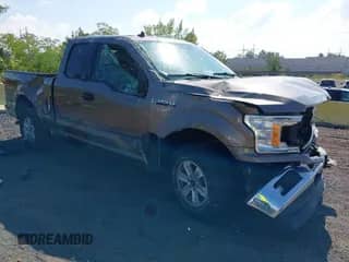 2020 Ford F-150 XL with VIN 1FTEX1EB6LFB38645, listed as a IAAI auction lot 43124702 with 139,037 mi miles and . Bid and sale history available at DreamBid. Image 1.