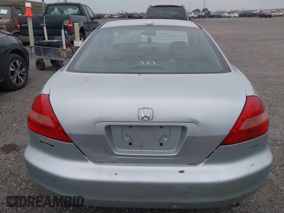 2004 Honda Accord EX z VIN 1HGCM82664A010907, wystawiony jako IAAI lot #42457047 z przebiegiem 215 607 mil mil oraz . Historia ofert i sprzedaży dostępna na DreamBid. Obrazek 14.