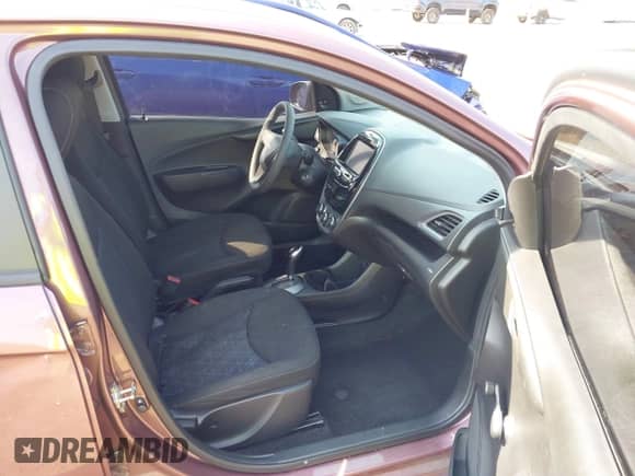 2021 Chevrolet Spark LS с VIN KL8CB6SA4MC705090, выставлен на аукционе IAAI как лот 43198164 с пробегом 67 501 миль миль и . История ставок и продаж доступна на DreamBid. Изображение 5.