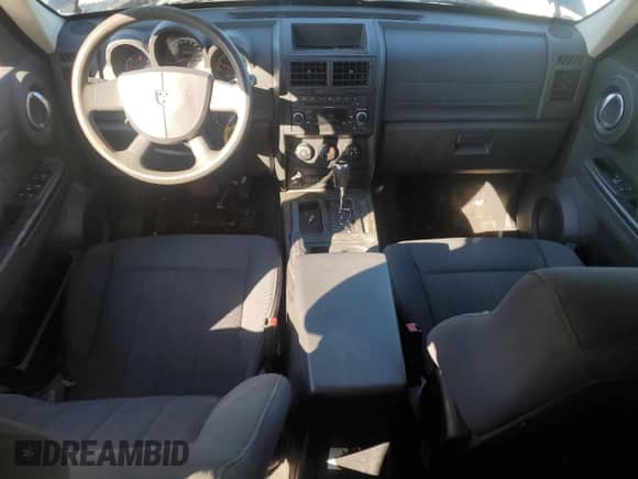 2011 Dodge Nitro Heat with VIN 1D4PT4GK2BW528503, listed as a Copart auction lot 90863585 with 121,569 mi miles and Clean title. Bid and sale history available at DreamBid. Image 8.