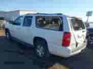 2010 Chevrolet Suburban LT с VIN 1GNUKJE38AR112053, выставлен на аукционе IAAI как лот 43286501 с пробегом 157 568 миль миль и . История ставок и продаж доступна на DreamBid. Изображение 3.