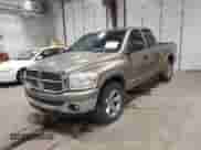 2008 Dodge 1500 SLT z VIN 1D7HA18298J219126, wystawiony jako IAAI lot #43522682 z przebiegiem 189 923 mil mil oraz . Historia ofert i sprzedaży dostępna na DreamBid. Obrazek 2.