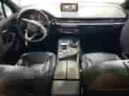 2017 Audi Q7 Premium Plus с VIN WA1LAAF7XHD016855, выставлен на аукционе Copart как лот 71273705 с пробегом 174 277 миль миль и Списание • Salvage title. История ставок и продаж доступна на DreamBid. Изображение 8.