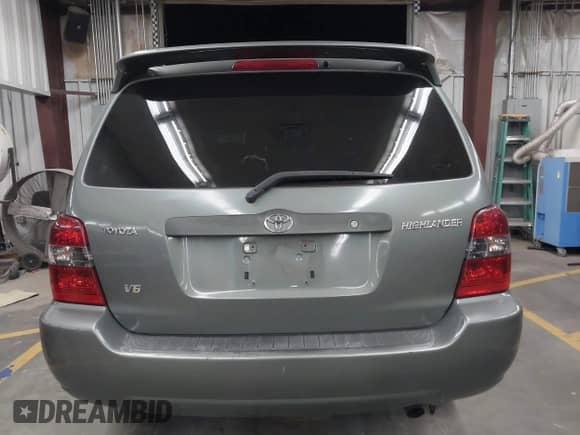 2007 Toyota Highlander w/3rd Row z VIN JTEDP21A270144025, wystawiony jako IAAI lot #43232039 z przebiegiem 204 380 mil mil oraz . Historia ofert i sprzedaży dostępna na DreamBid. Obrazek 16.