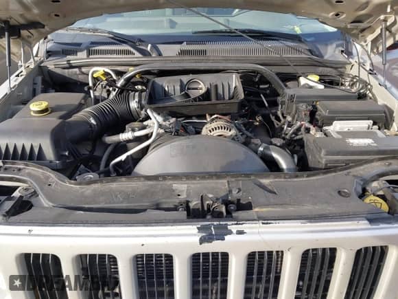 2007 Jeep Commander Sport с VIN 1J8HH48PX7C673318, выставлен на аукционе IAAI как лот 41585570 с пробегом 188 977 миль миль и . История ставок и продаж доступна на DreamBid. Изображение 10.