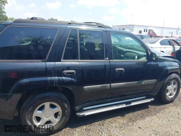 2003 Chevrolet TrailBlazer LT с VIN 1GNDT13S232157718, выставлен на аукционе IAAI как лот 42828369 с пробегом 133 747 миль миль и . История ставок и продаж доступна на DreamBid. Изображение 14.