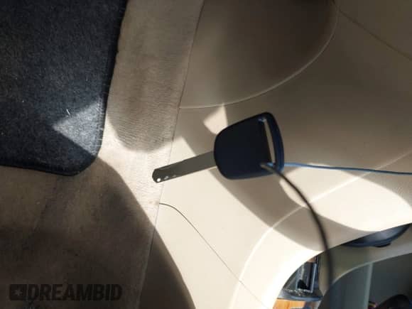 2004 Honda Accord EX with VIN 1HGCM56604A051686, listed as a IAAI auction lot 43369949 with 229,405 mi miles and . Bid and sale history available at DreamBid. Image 11.