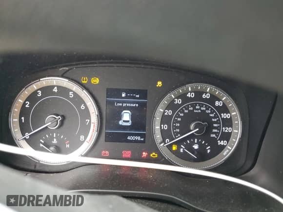 2020 Hyundai Venue SEL с VIN KMHRC8A31LU041851, выставлен на аукционе Copart как лот 71845085 с пробегом 40 098 миль миль и Списание • Salvage title. История ставок и продаж доступна на DreamBid. Изображение 9.
