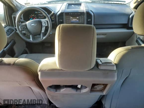 2015 Ford F-150 XL z VIN 1FTEW1EP4FFC60035, wystawiony jako Copart lot #87217875 z przebiegiem 204 066 mil mil oraz Szkoda całkowita • Salvage title. Historia ofert i sprzedaży dostępna na DreamBid. Obrazek 8.