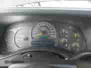2005 Chevrolet Silverado 1500 LS z VIN 2GCEC13T751113285, wystawiony jako IAAI lot #43371745 z przebiegiem 231 600 mil mil oraz . Historia ofert i sprzedaży dostępna na DreamBid. Obrazek 7.