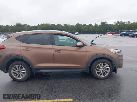 2016 Hyundai Tucson SE с VIN KM8J3CA42GU230619, выставлен на аукционе IAAI как лот 43323989 с пробегом 141 582 миль миль и . История ставок и продаж доступна на DreamBid. Изображение 13.