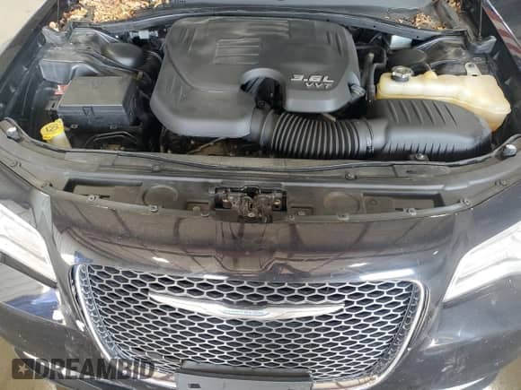 2016 Chrysler 300 C with VIN 2C3CCAKGXGH349214, listed as a Copart auction lot 66455475 with 98,895 mi miles and Salvage title. Bid and sale history available at DreamBid. Image 11.