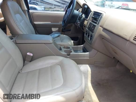 2005 Ford Explorer XLT with VIN 1FMZU63K95ZA77797, listed as a IAAI auction lot 42374661 with 187,409 mi miles and . Bid and sale history available at DreamBid. Image 5.