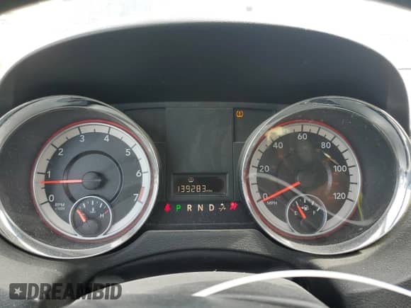 2014 Dodge Grand Caravan SXT 30th Anniversary with VIN 2C4RDGCG0ER244970, listed as a Copart auction lot 84389405 with 139,283 mi miles and Salvage title. Bid and sale history available at DreamBid. Image 9.
