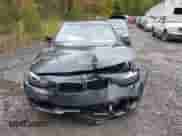 2015 BMW 3 Series 328i xDrive z VIN WBA3B5C59FF962862, wystawiony jako IAAI lot #43443332 z przebiegiem 114 400 mil mil oraz . Historia ofert i sprzedaży dostępna na DreamBid. Obrazek 12.