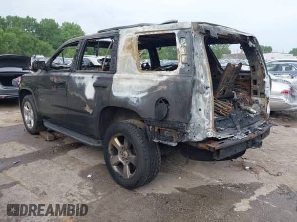 2016 Chevrolet Tahoe LT with VIN 1GNSCBKC0GR461442, listed as a IAAI auction lot 42435447 with Not provided miles and . Bid and sale history available at DreamBid. Image 3.