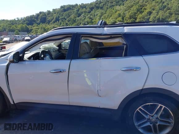 2017 Hyundai Santa Fe Limited Ultimate z VIN KM8SRDHF4HU248556, wystawiony jako IAAI lot #42957684 z przebiegiem 102 556 mil mil oraz . Historia ofert i sprzedaży dostępna na DreamBid. Obrazek 15.