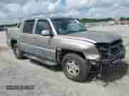 2003 Chevrolet Avalanche with VIN 3GNEC13T43G122148, listed as a IAAI auction lot 42481825 with 173,888 mi miles and . Bid and sale history available at DreamBid. Image 1.