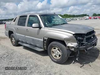 2003 Chevrolet Avalanche с VIN 3GNEC13T43G122148, выставлен на аукционе IAAI как лот 42481825 с пробегом 173 888 миль миль и . История ставок и продаж доступна на DreamBid. Изображение 1.