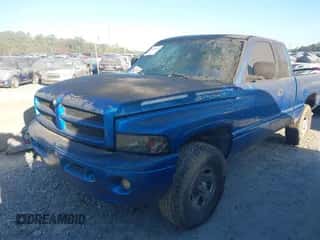 2001 Dodge 1500 z VIN 3B7HF13YX1G208960, wystawiony jako IAAI lot #43457929 z przebiegiem Nie podano mil oraz . Historia ofert i sprzedaży dostępna na DreamBid. Obrazek 2.