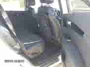 2016 Kia Sorento SXL z VIN 5XYPKDA53GG086158, wystawiony jako IAAI lot #43352887 z przebiegiem 168 301 mil mil oraz . Historia ofert i sprzedaży dostępna na DreamBid. Obrazek 8.