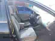 2001 Honda Accord EX с VIN JHMCG66811C024685, выставлен на аукционе IAAI как лот 42481105 с пробегом 162 249 миль миль и . История ставок и продаж доступна на DreamBid. Изображение 5.